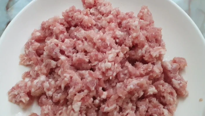 Blend the shrimp until it's a paste-like consistency.