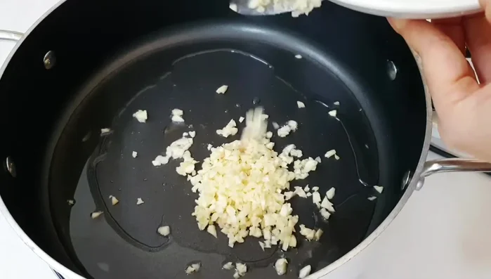 Add garlic and sauté until fragrant.