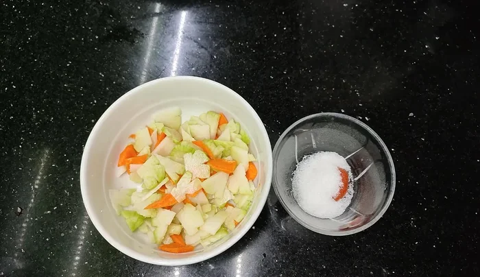 Add lemon juice (or vinegar) to the sauce mixture. The amount of vinegar should be equal to the amount of sugar.