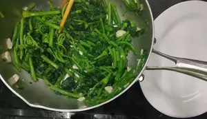 Stir-fried Pumpkin with Garlic: A Delicious & Healthy Family Recipe