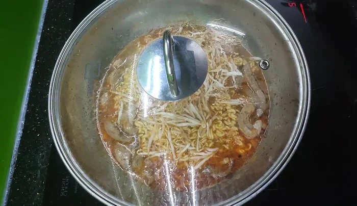 Garnish with green onions.