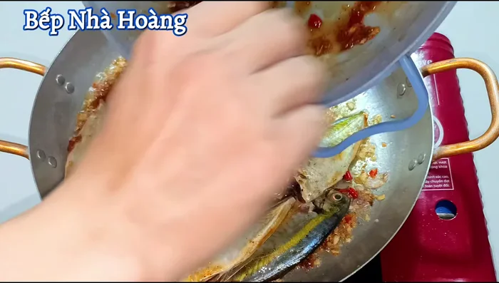 Add the fish to the pan and cook for about 30 seconds per side, until the underside is firmer and smells better.
