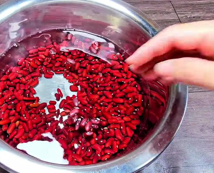 Soak red beans overnight. Cover the container to prevent insects.