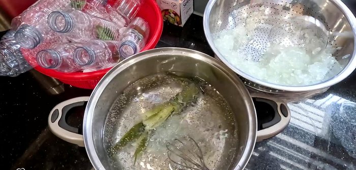 Assemble: Layer the jelly, aloe vera, and chia seeds in a bottle or jar.