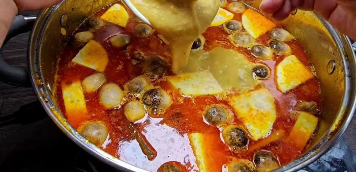 Add remaining ingredients: Add the remaining fermented bean curd, straw mushrooms, and any remaining taro to the pot just before turning off the heat. Stir well.