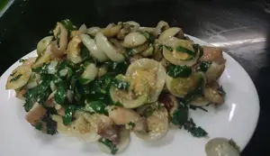 Stir-fried Eggplant with Pork Belly: A Delicious and Easy Recipe