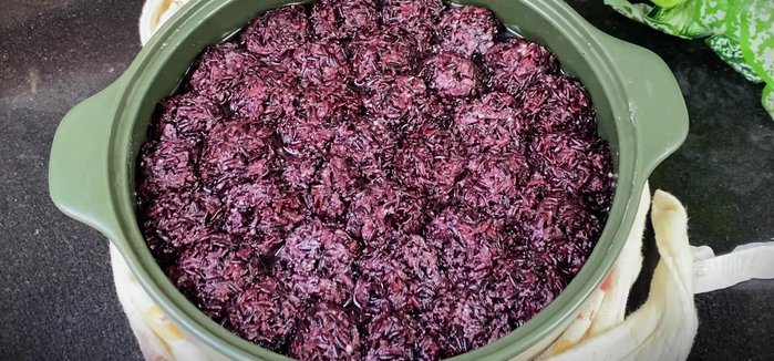 After fermentation (2-3 days), the rice wine should be clear, fragrant, and non-bitter.