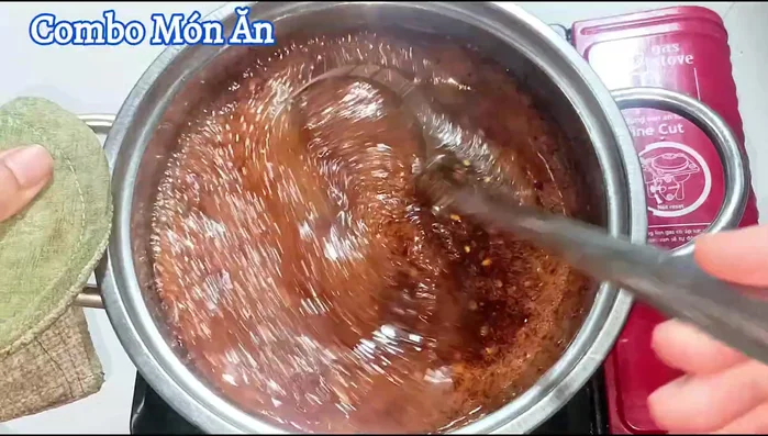 Bring to a boil, stirring constantly for about 1 more minute until thickened.