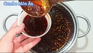 Easy Fruit Dipping Sauce Recipe: Sweet & Spicy