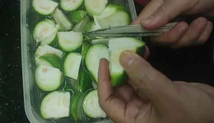 Rinse and drain the eggplant.