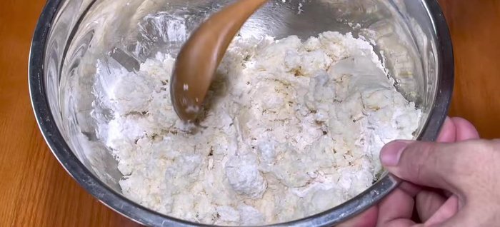 Combine ingredients: In a bowl, mix the cassava starch, tapioca starch, cooked green beans, milk, butter, and salt. Mix well.