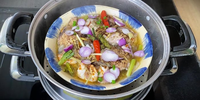 Add more ginger and shallots, steam for another 5 minutes.