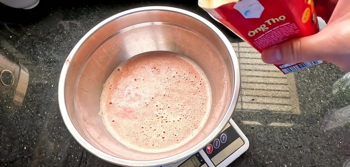 Add the milk (2/3 of a box, about 220-250ml), stirring gently to prevent fat separation.