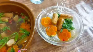 Spicy Vegetarian Rib Noodle Soup: A Unique Hometown Recipe