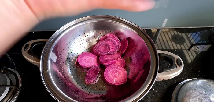 Steam the taro and purple sweet potato until cooked and soft.