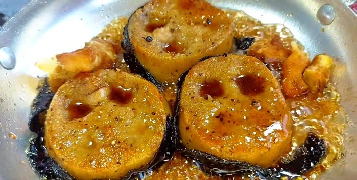 Serve with boiled vegetables and optional chili peppers.