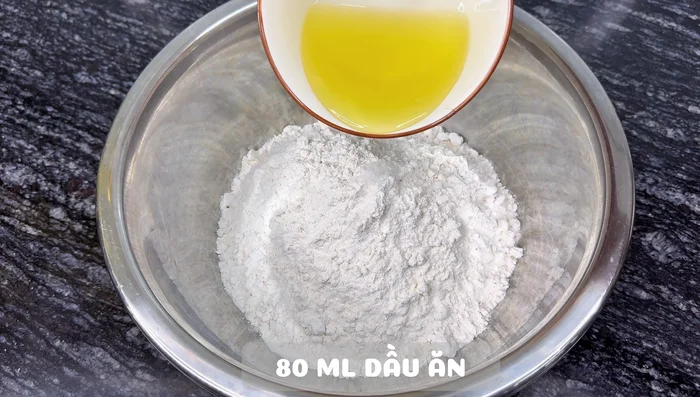 Make the crust: Mix flour, salt, cooking oil, and water until smooth. Cover and let rest for 1 hour.