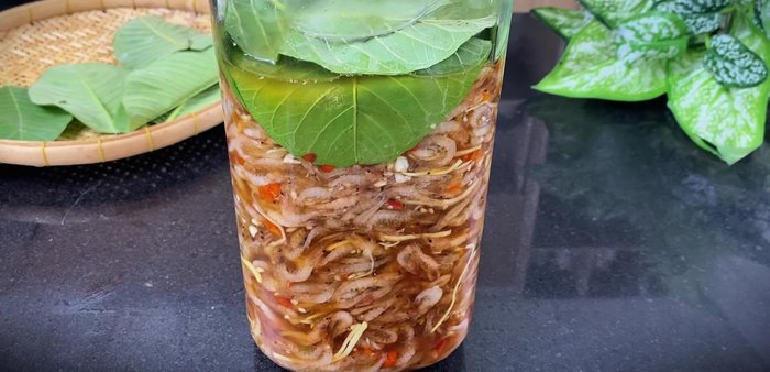 Let it ferment for about a month, drying in the sun when possible, otherwise, keep at room temperature.