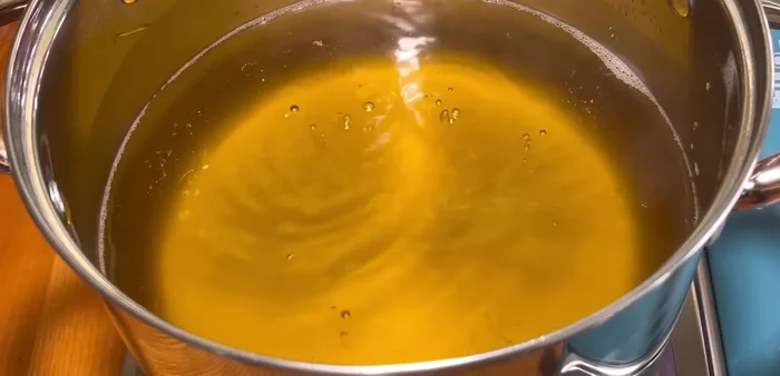 Add Garlic and Chili (optional): Once the soaking liquid cools to 30-40°C, add garlic and chili.